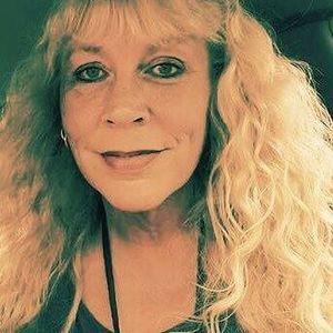 Meet your Posher, Sandy